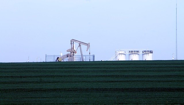 Oilfield well types